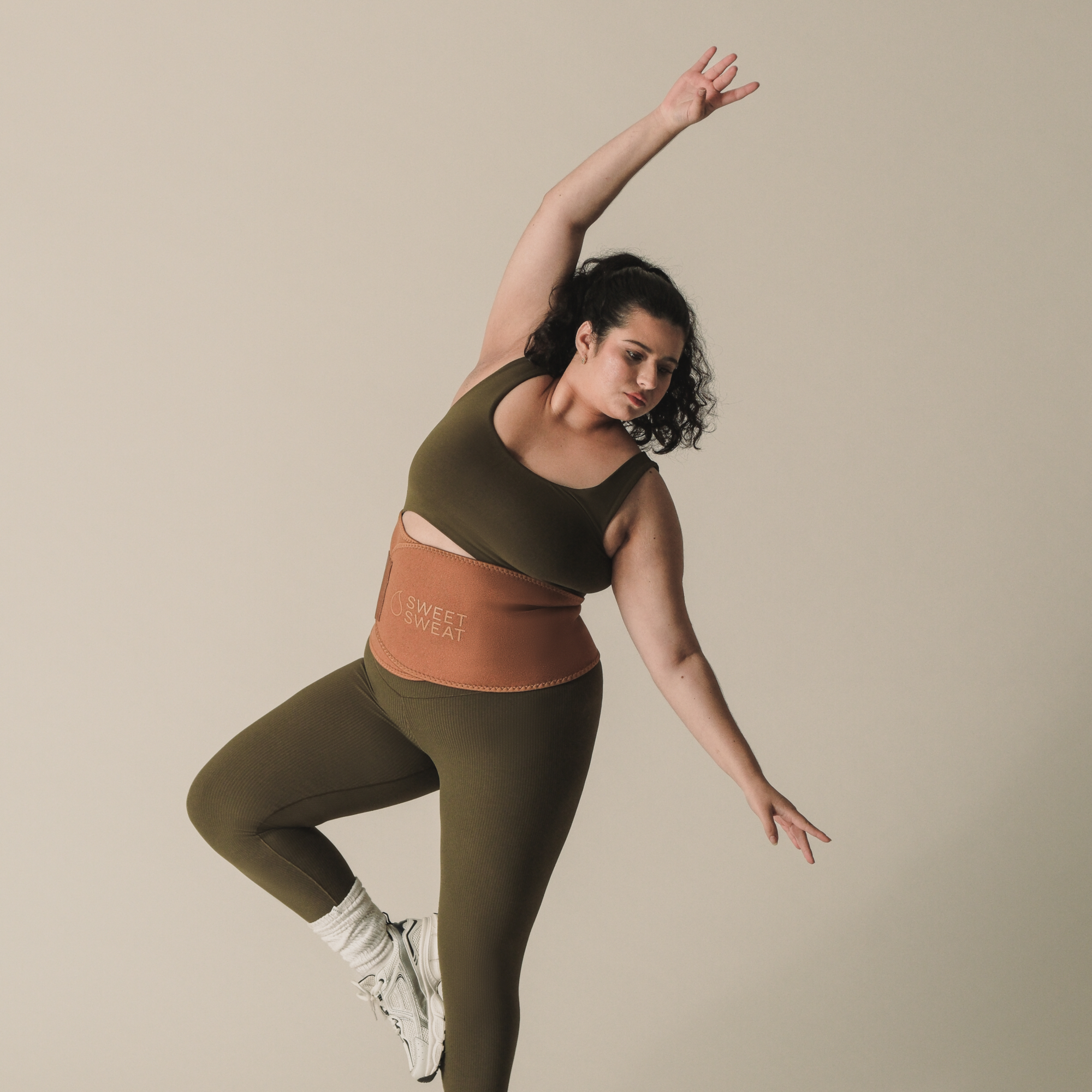 Sweet Sweat® Toned Waist Trimmer - Image 13